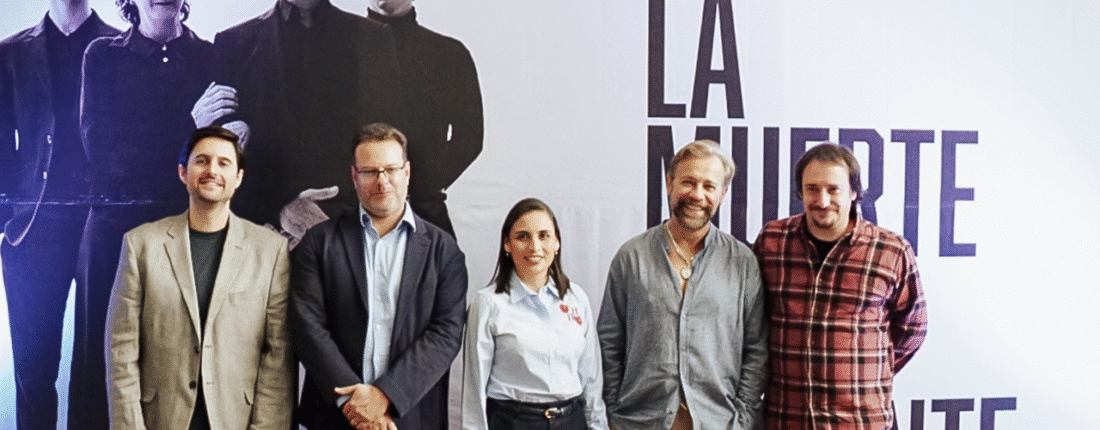 Juan Manuel Bernal stars in La Muerte de un Viajante in Monterrey
